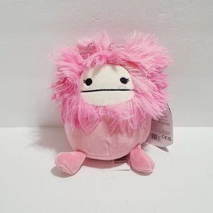 Squishmallow Caparinne The Bigfoot 5 Inch Kellytoy Soft Plush Valentines Day